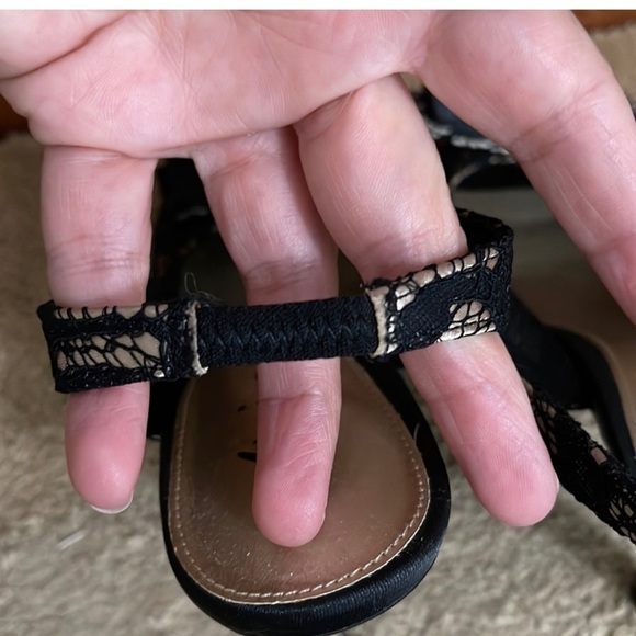 Fioni Night Lace Heels Women's Sandals Size 7.5 - Picture 6 of 9